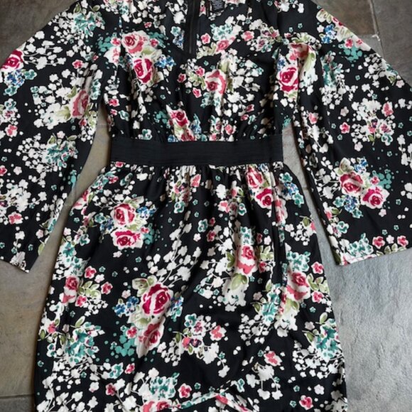 Fire Los Angeles Multi-Colored Beautiful Summer Floral Dress Women's Size Medium - Picture 2 of 8